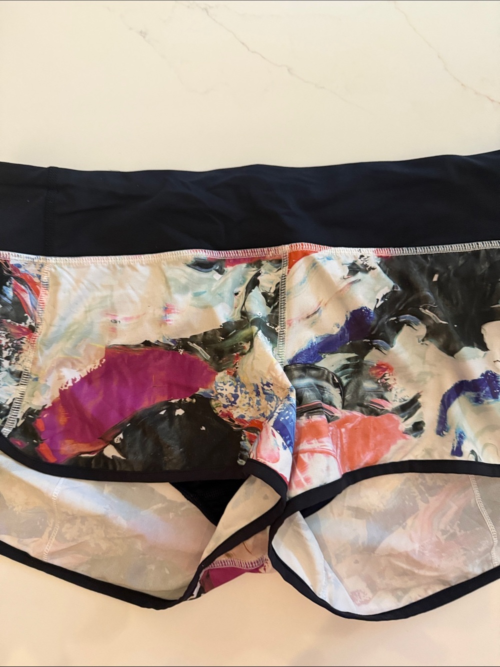 Lululemon Women’s Multicolor Abstract Print  Shorts - Black Waistband